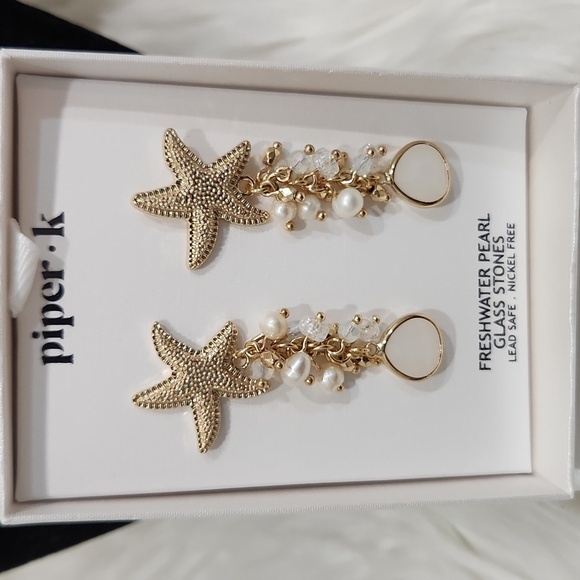 🔹 Piper k🔹Gold Starfish Freshwater Pearl Cluster Glass Stone Dangle Earrings ✨ - Picture 3 of 10